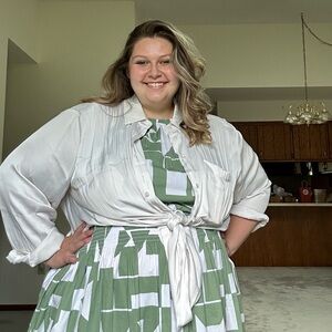 Meet your Posher, Courtney